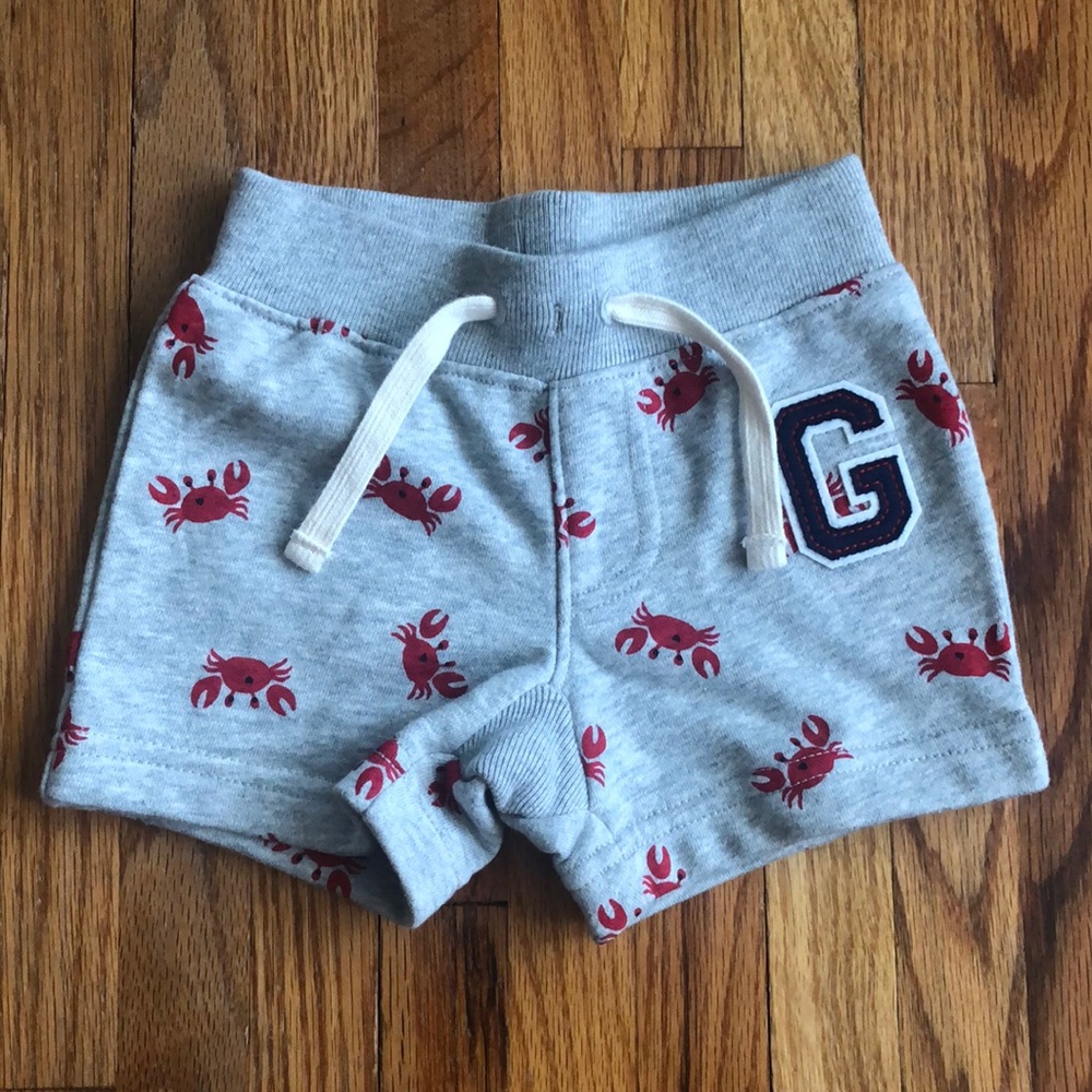 baby gap | gray crab sweat shorts | size 6-12 mo